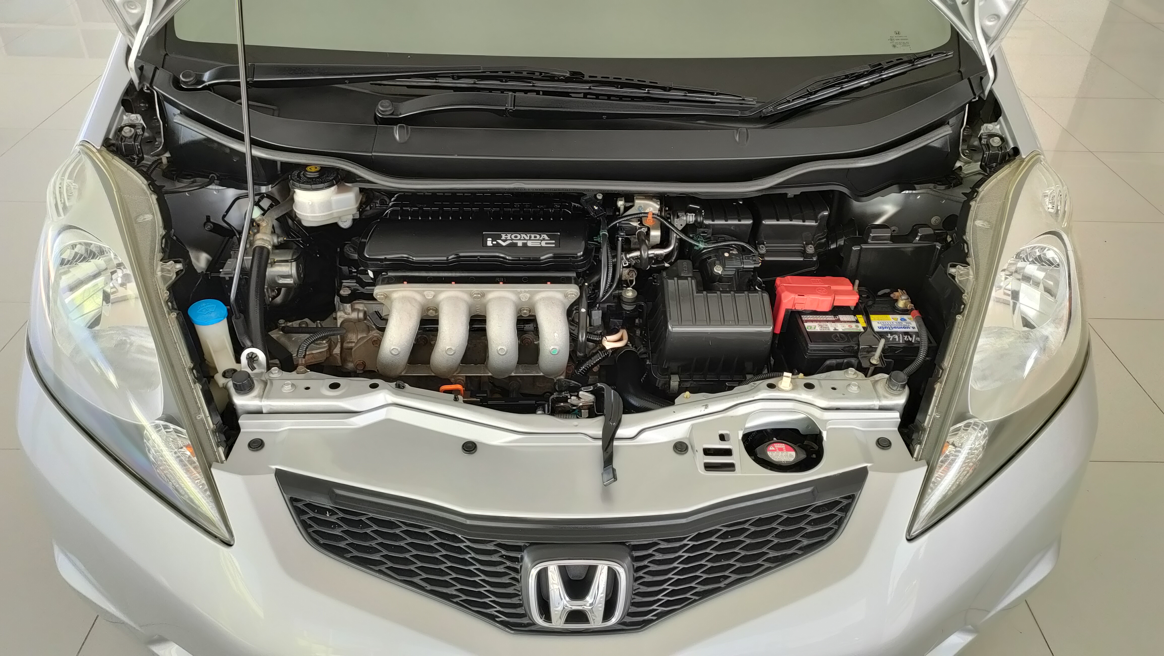 HONDA JAZZ AT 2009 V i-VTEC AT