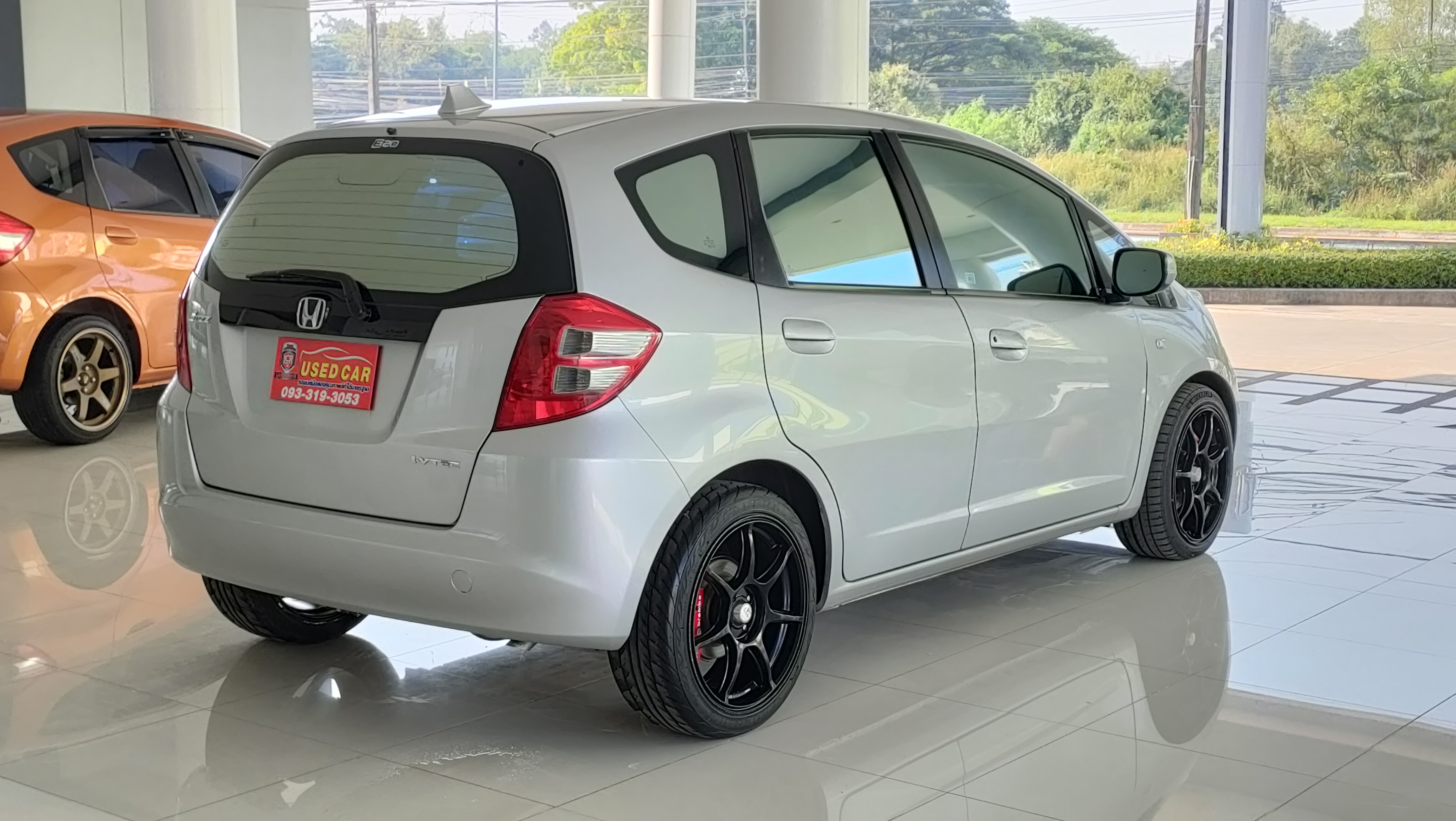 HONDA JAZZ AT 2009 V i-VTEC AT