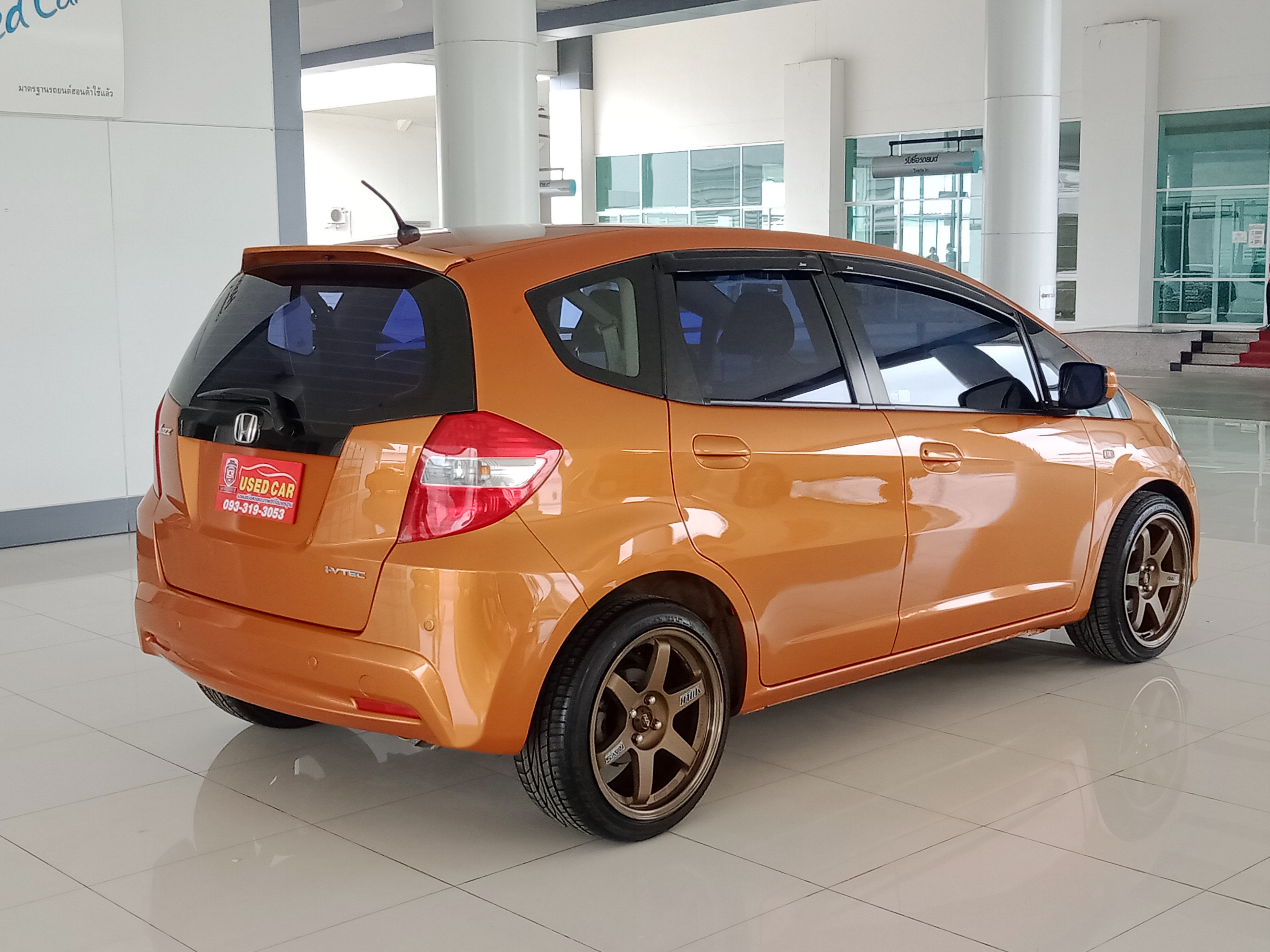 HONDA JAZZ AT 2011 V i-VTEC AT