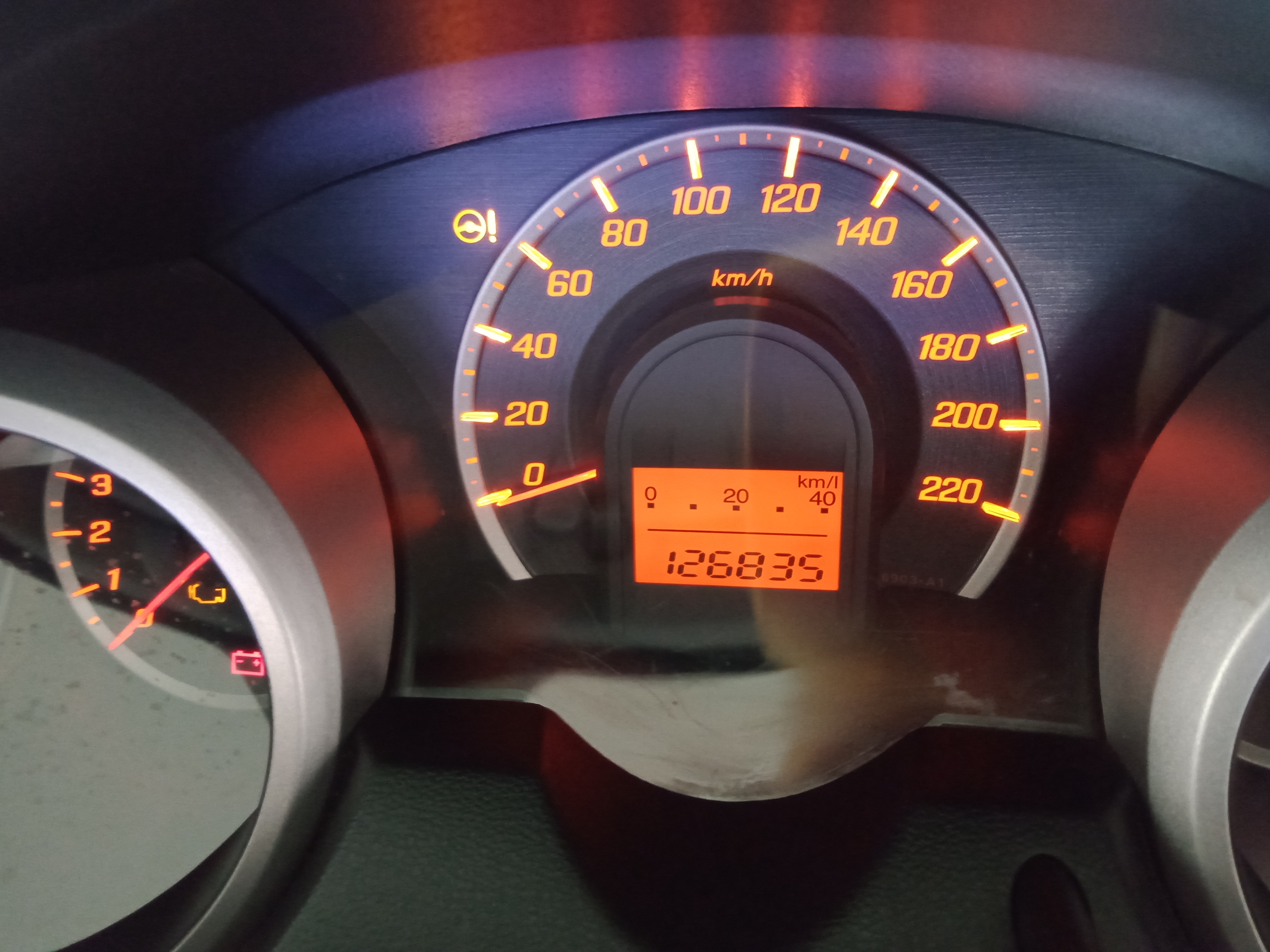 HONDA JAZZ AT 2011 V i-VTEC AT