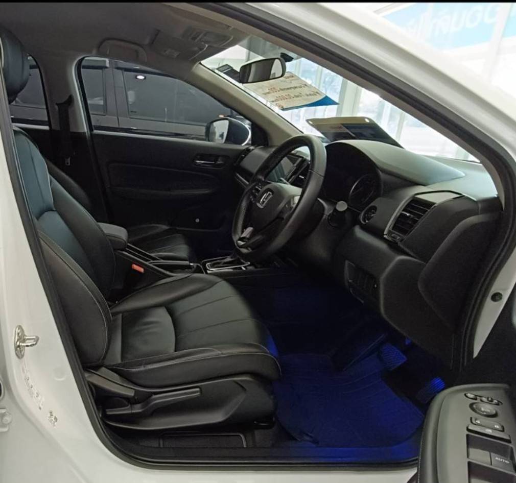HONDA CITY HATCHBACK CVT 2022 SV