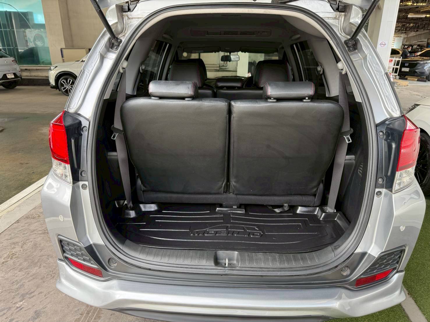 HONDA MOBILIO AT 2018 V