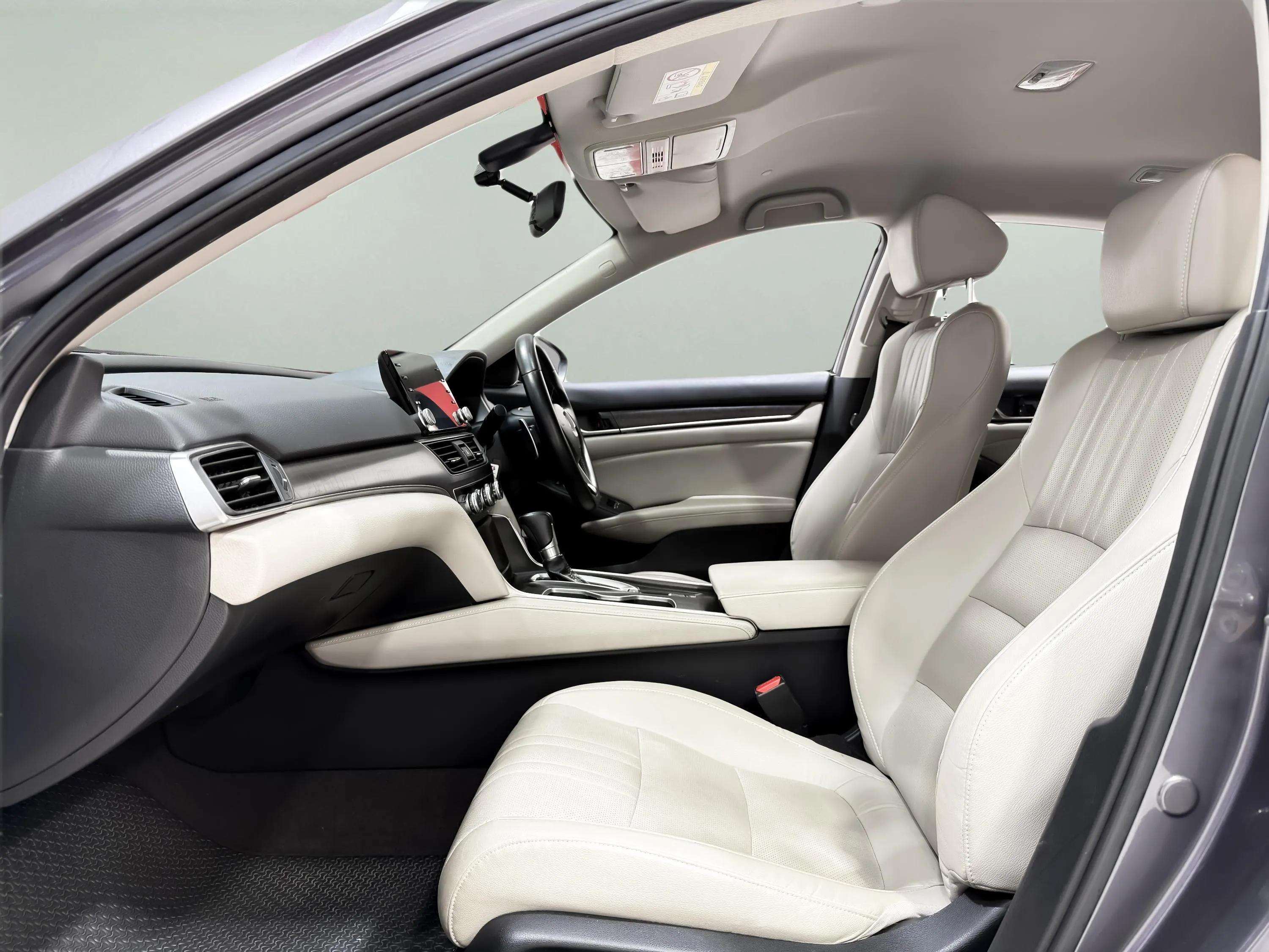 HONDA ACCORD AT 2019 TURBO  EL