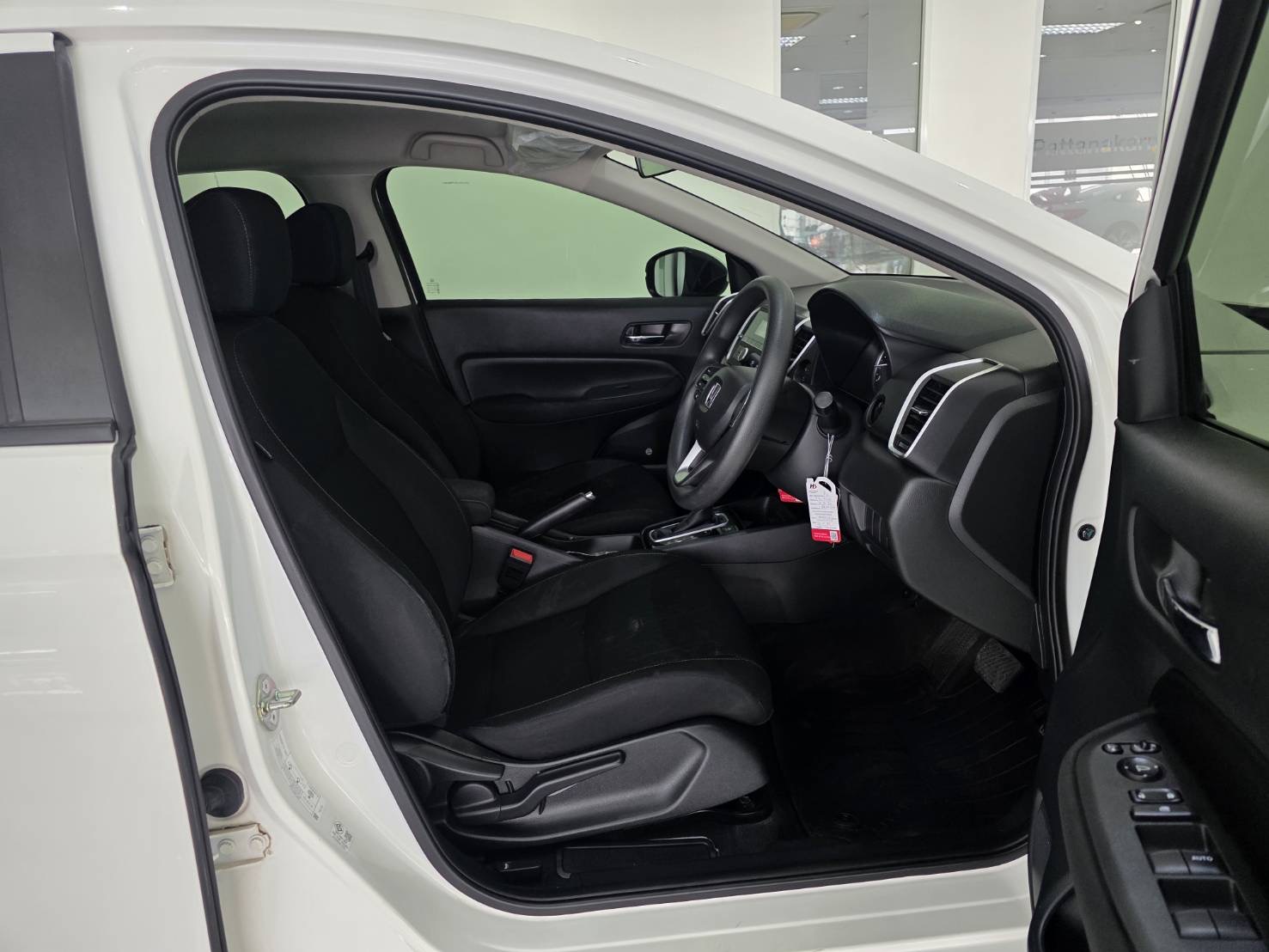 HONDA CITY AT 2022 V