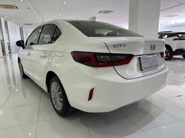 HONDA CITY AT 2022 V